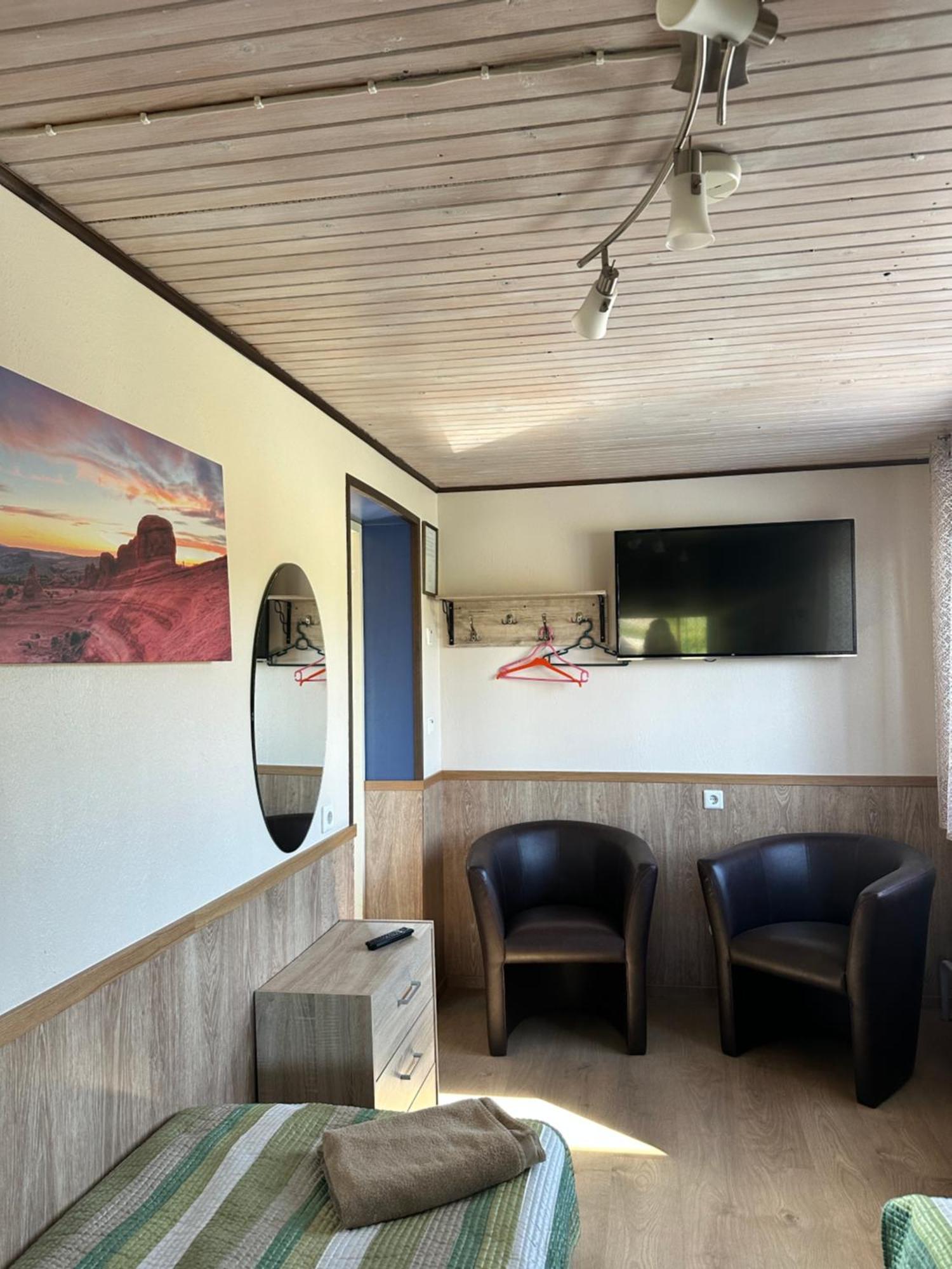 Guesthouse Maenniku Pärnu Kültér fotó