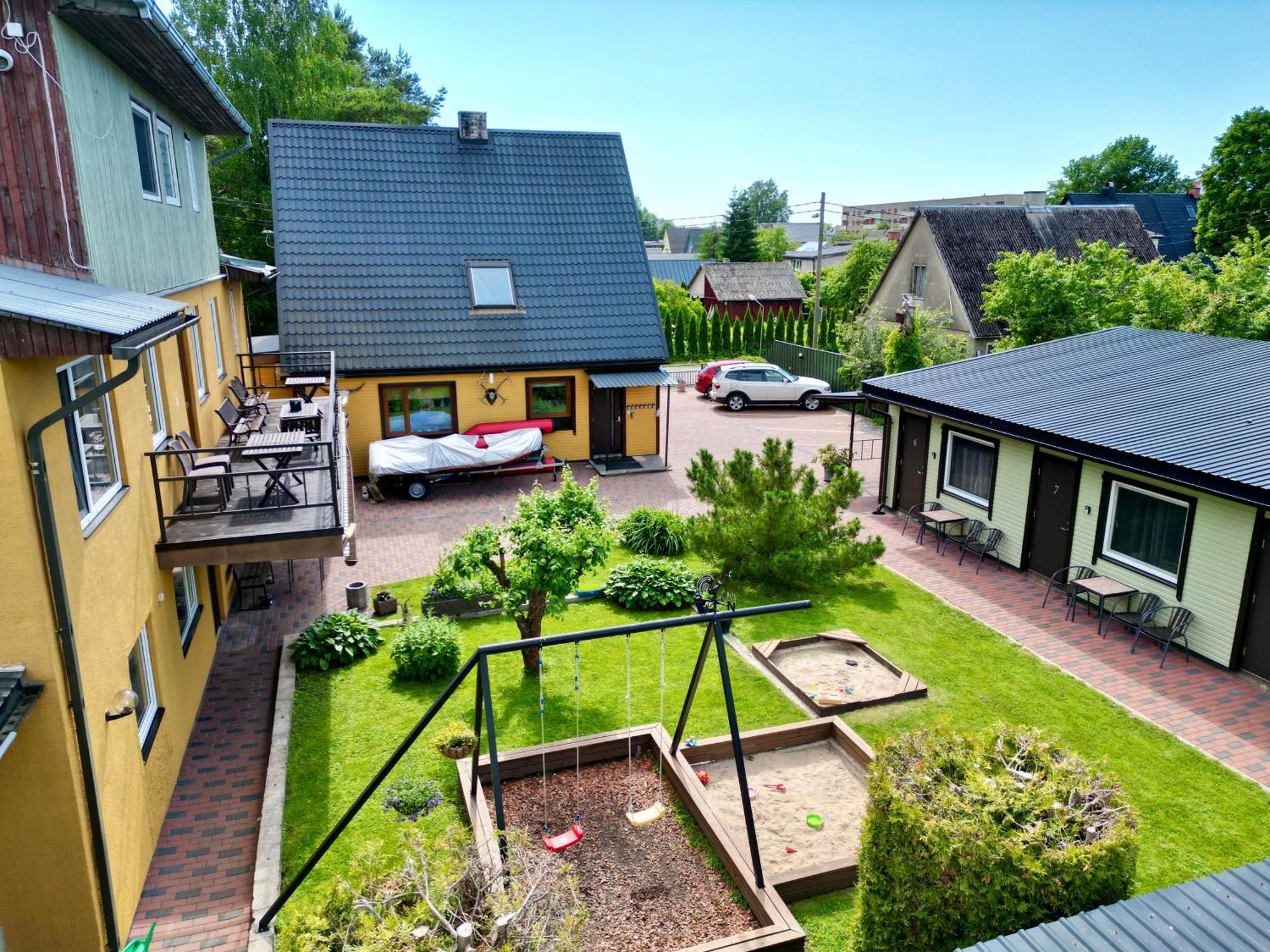 Guesthouse Maenniku Pärnu Kültér fotó